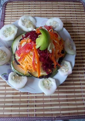 Una foto de Ensalada navideña