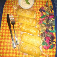 A picture of Pizza Rolls.