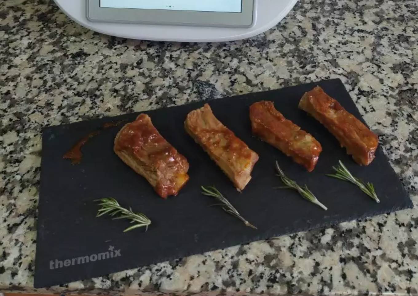 Costillitas con salsita a la barbacue