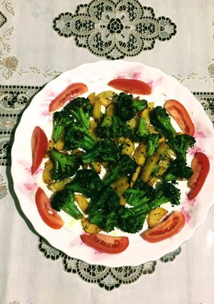 A picture of Broccoli Potato Fry.