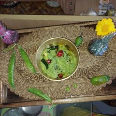 A picture of Green peas skin chutney.