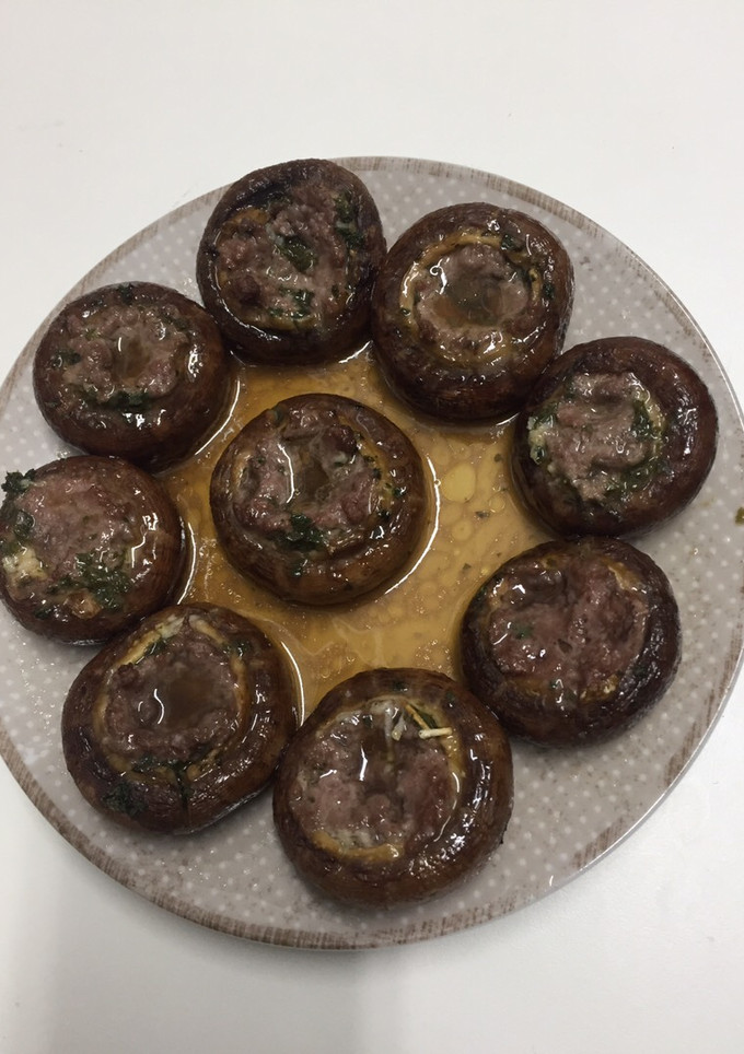 Una foto de Champiñones Portobello al ajillo en horno