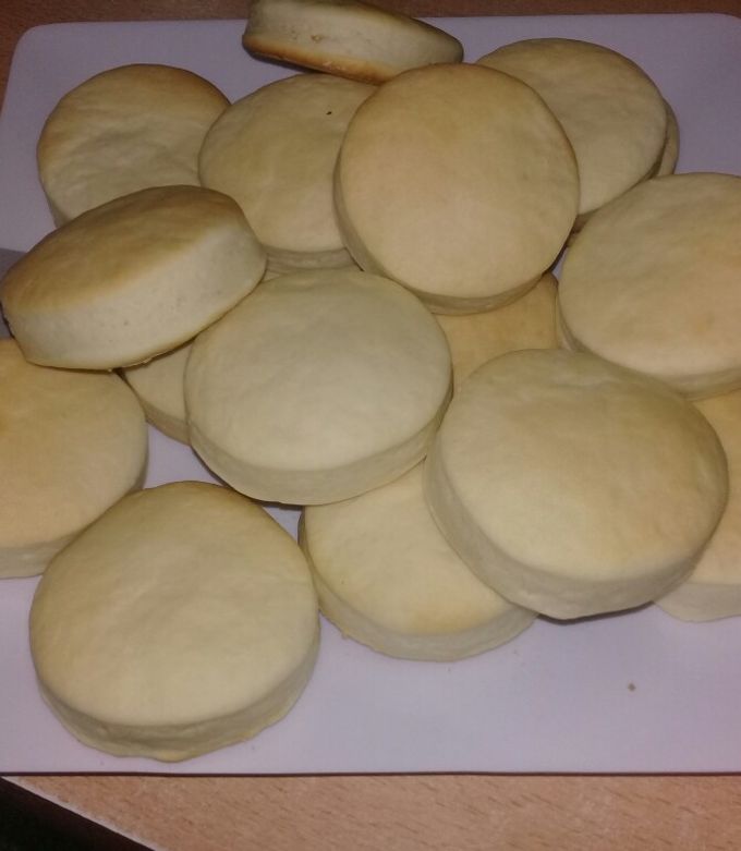 Una foto de Figacitas de manteca, especial para sándwich de fiambre 😛