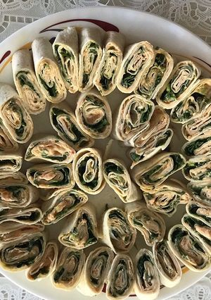 A picture of Pin wheel spinach and cheese wraps.