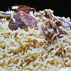 A picture of Beef pulao.