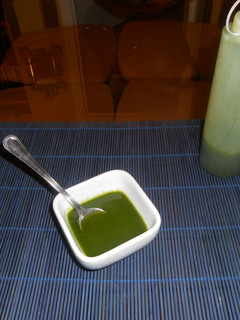 Una foto de Aceite de albahaca