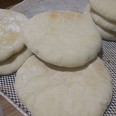 Pan árabe / pan pita Receta de Agostina Zalazar- Cookpad