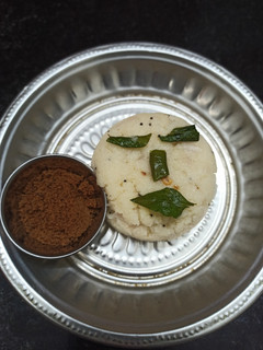 ரவா உப்மா செய்முறை முக்கிய புகைப்படம்