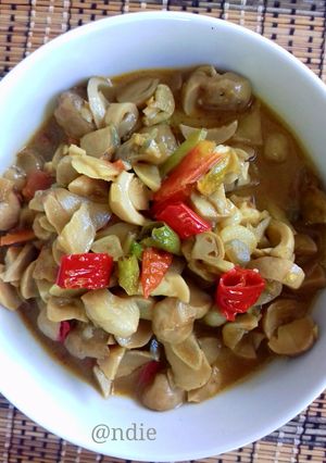 Foto resep Jamur Merang Mahut