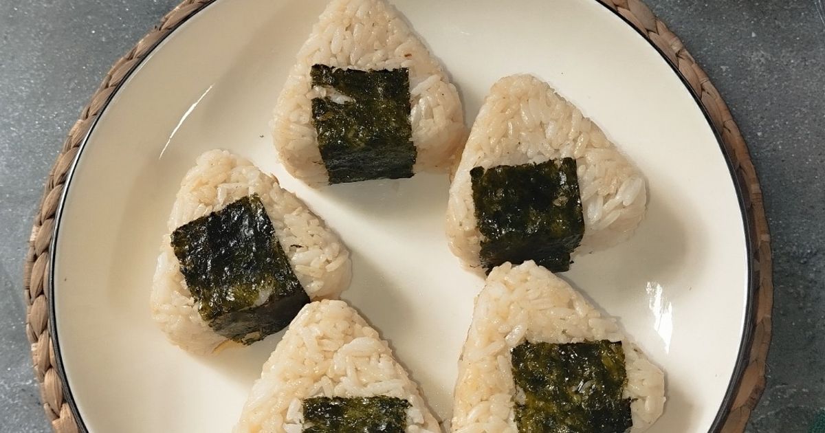 Onigiri Nasi Uduk