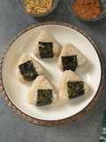 Onigiri Nasi Uduk