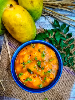 પાકી કેરી નું શાક (Paki Keri Shak Recipe In Gujarati) રેસીપી મુખ્ય ફોટો