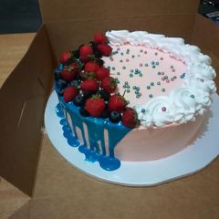 A picture of Lemon blueberry cake.