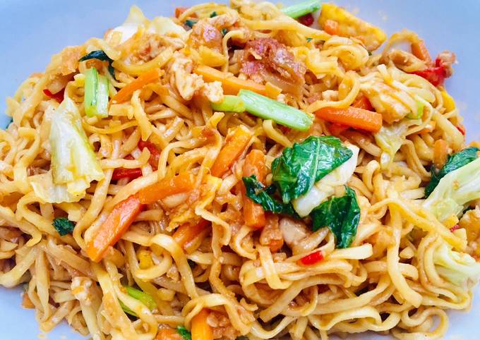 Mie goreng kencur pedas