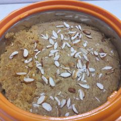 A picture of Dal ka halwa.
