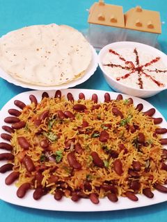 राजमा बिरयानी (Rajma biryani recipe in Hindi) रेसिपी मुख्य फोटो