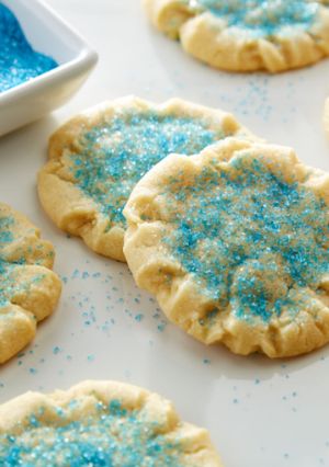 A picture of Easy Almond Breeze Sugar Cookies.