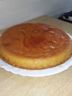 Una foto de Flan de galleta y almendra