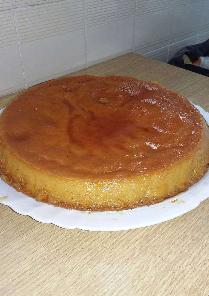 Una foto de Flan de galleta y almendra