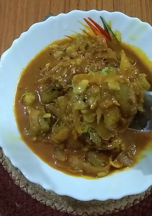 A picture of Sponge Gourd Curry.