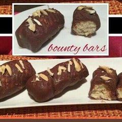 A picture of Coconut Bounty Bars.