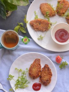 A picture of Chicken cutlets from leftover chicken curry.