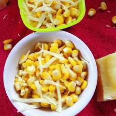 ચીઝ સ્વીટ 🌽 કોર્ન(Cheese Sweet corn recipe in Gujarati) रेसिपी मुख्य फोटो