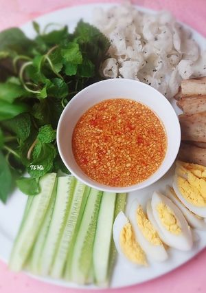 Hình của món CHẢ cuốn ở Bình Thuận.