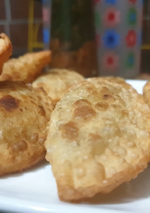 عکسی از دستور پیراشکی مرغ