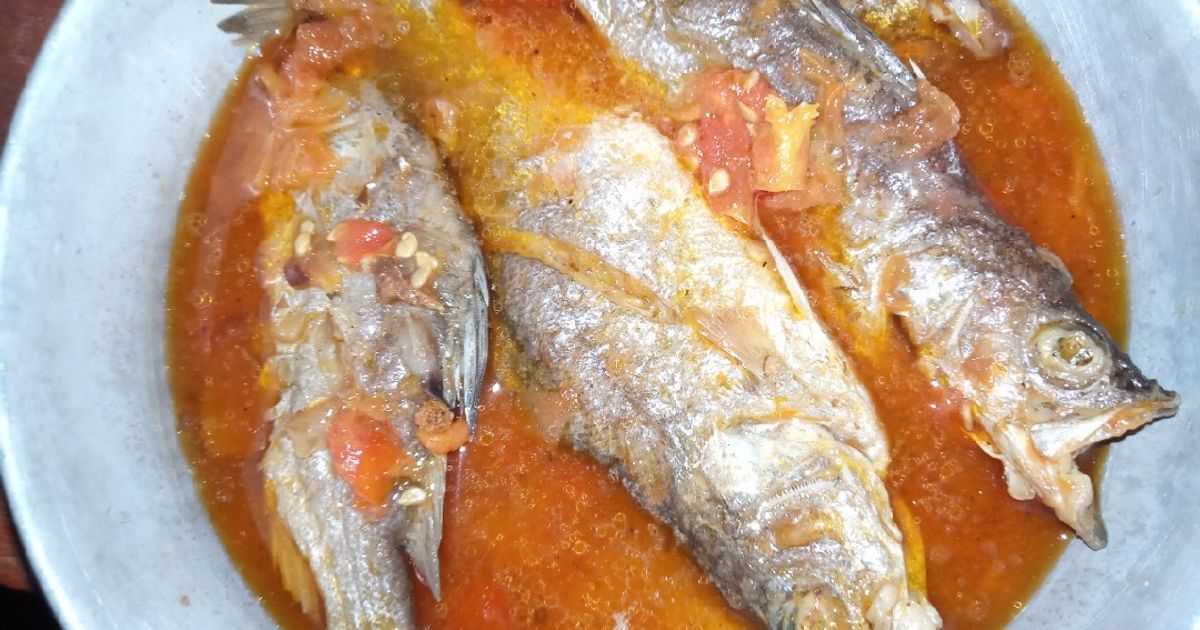 Fish Stew Recipe by Winny Edward - Cookpad