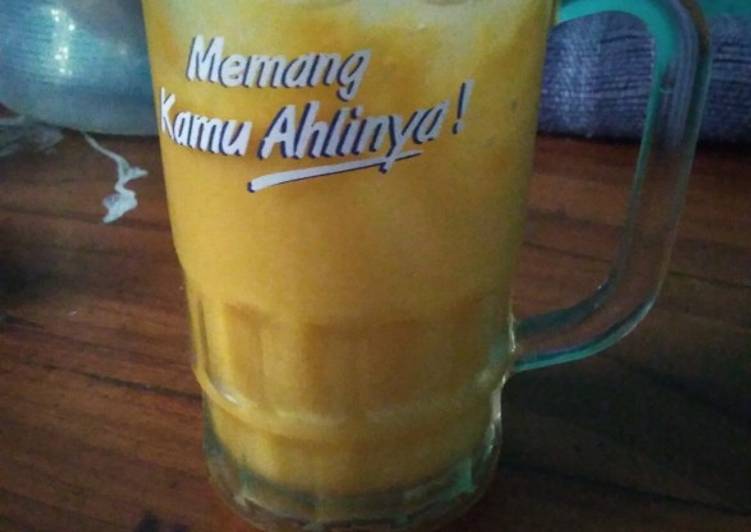 Langkah Mudah untuk Membuat Mango juice seger 😋 yang Enak Banget