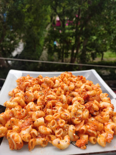 A picture of Red Sauce Pasta/macroni.