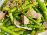 Măng Tây Xào Chả Lụa
