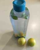 Agua Fresca de melocotón - lima - menta dulce