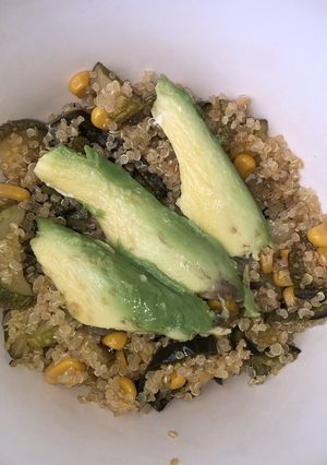 Una foto de Quinoa Vegana Tipo Yakimeshi