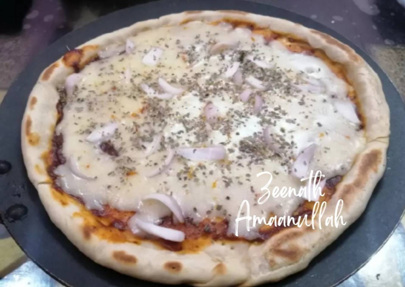 Instant Cheesy Pan Pizza