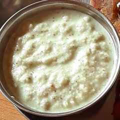 A picture of Coconut chutney.