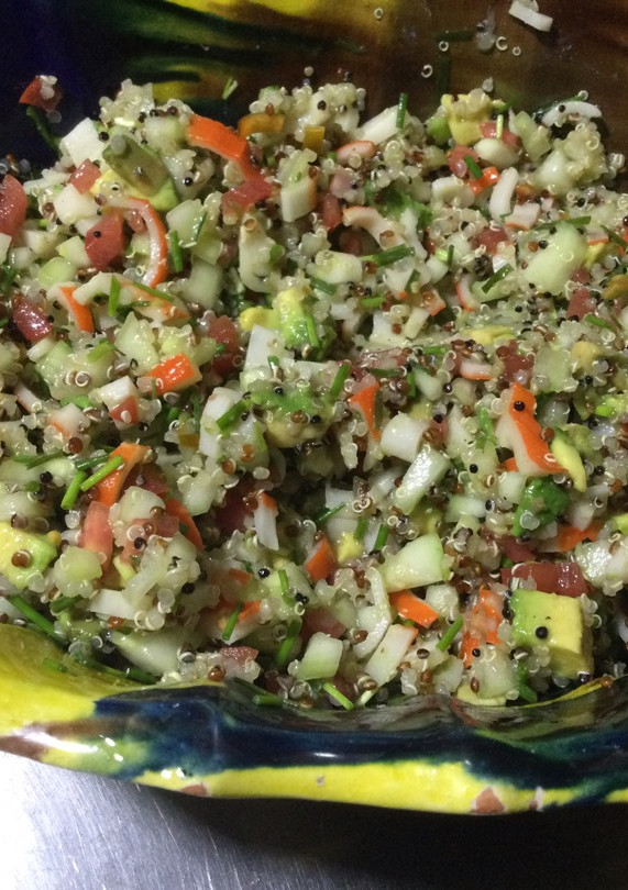 Una foto de Ensaladilla de Surimi con Quinoa