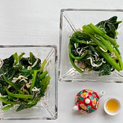 A picture of Japanese Healthy Spinach with Baby Sardines.