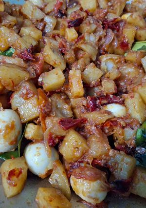 Foto resep Sambal goreng kentang telur puyuh