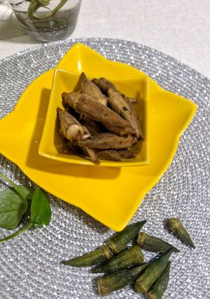 عکسی از دستور ترشی بامیه