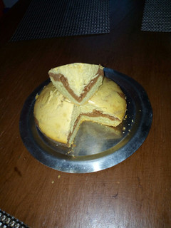 A picture of A simple made marble cake.