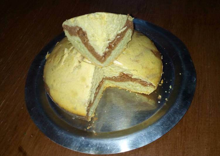 A simple made marble cake
