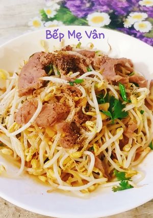 Hình của món Thịt bò xào giá.