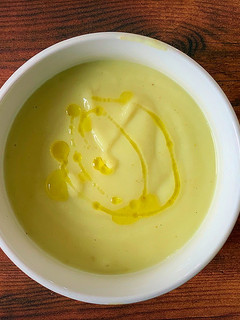 Una foto de Crema de coliflor con curry