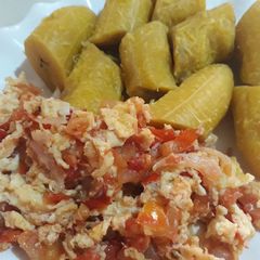 A picture of Boiled plantain and egg sauce.