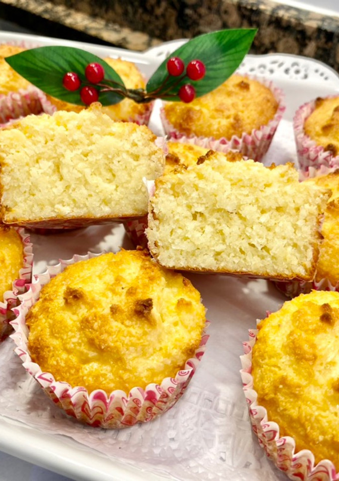 Una foto de Pastelitos de coco
