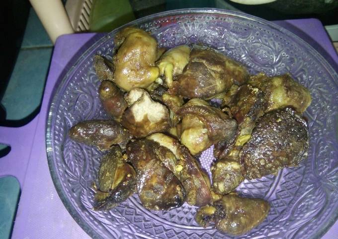 Rempelo ati ayam goreng enak.