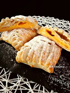 Una foto de Pastelitos de hojaldre rellenos de calabaza