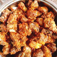 A picture of Peppered goat meat.